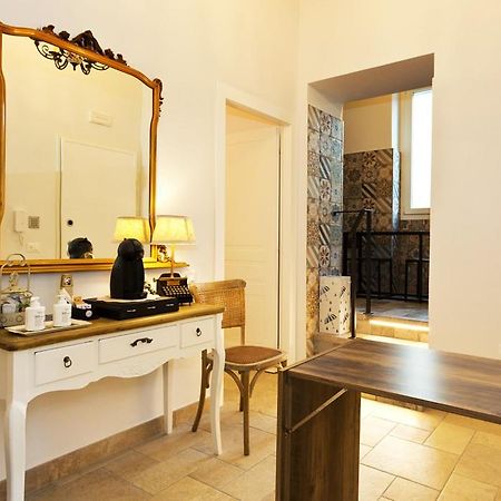 Casa Porta Marina Hotel Ventimiglia Bagian luar foto